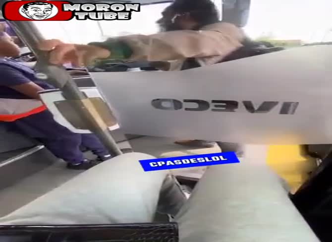 Video :You're a black coward A bus rider assaults the driver